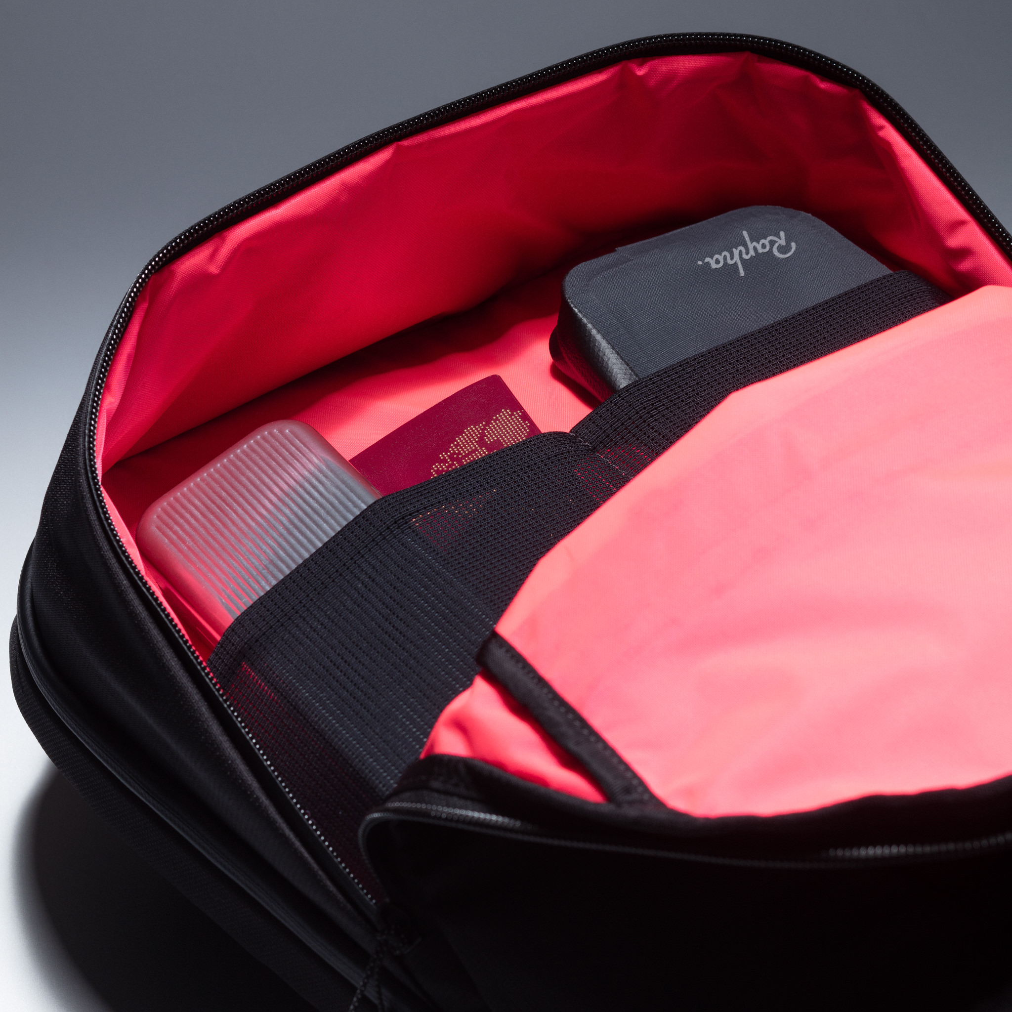 Domestique Backpack (16L)